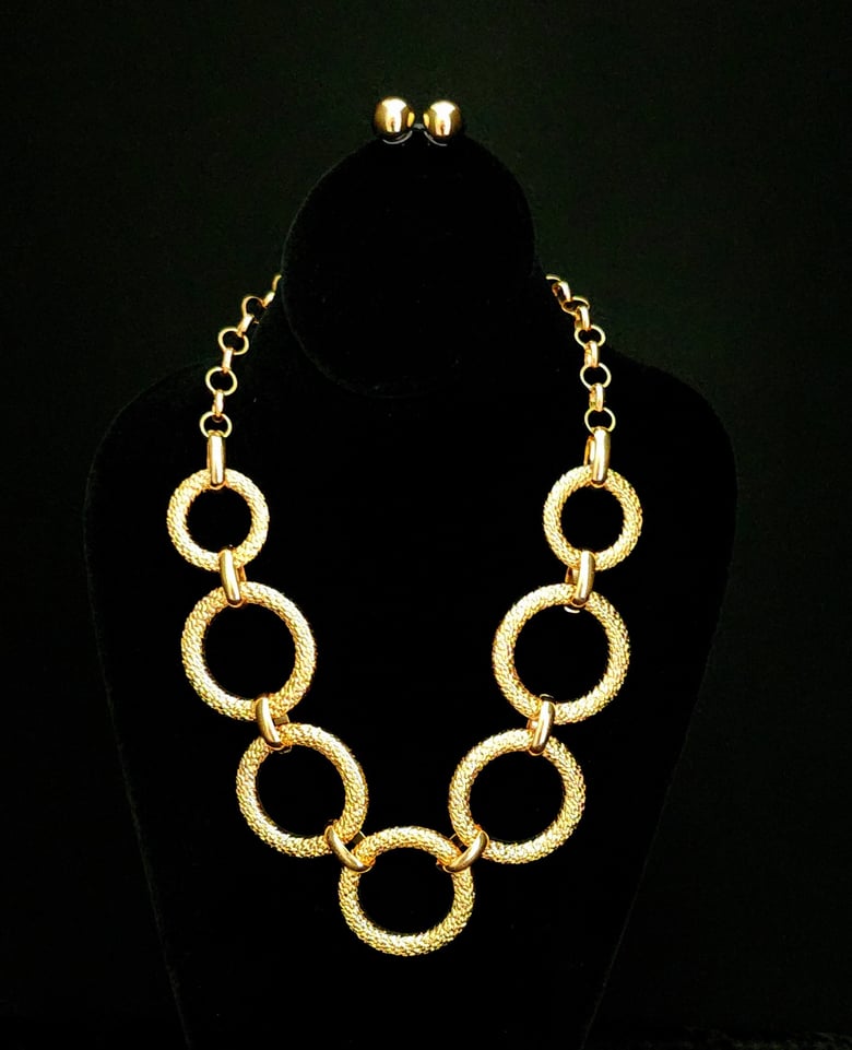 Image of Gold Circles Necklace Set 