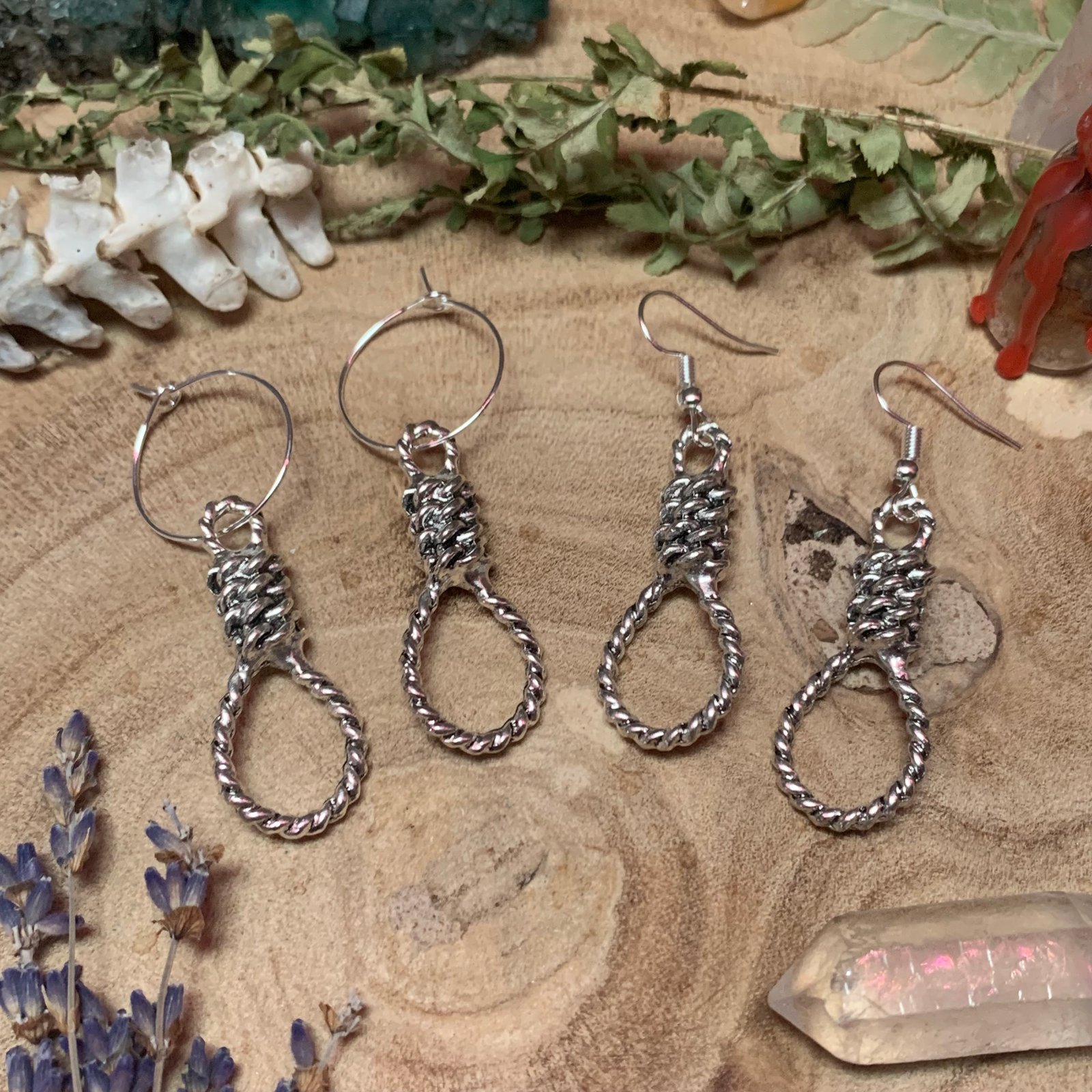 Noose earrings clearance