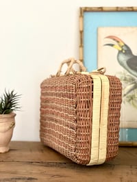 Image 5 of La valise en rotin