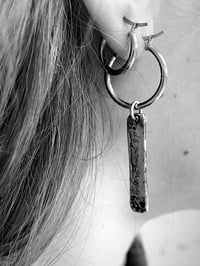 Image 3 of Boucle d’oreille « Et le murmure des vagues »