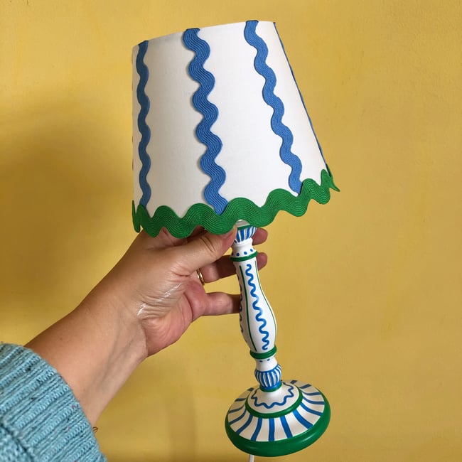 Grass and Sky Daisy Lamp