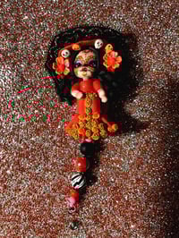 Image 2 of CATRINA BIG HAT BADGE HOLDER 