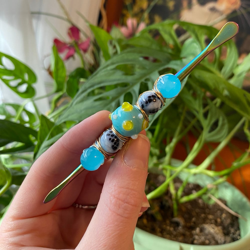 Image of blue raspberry lemonade dab tool