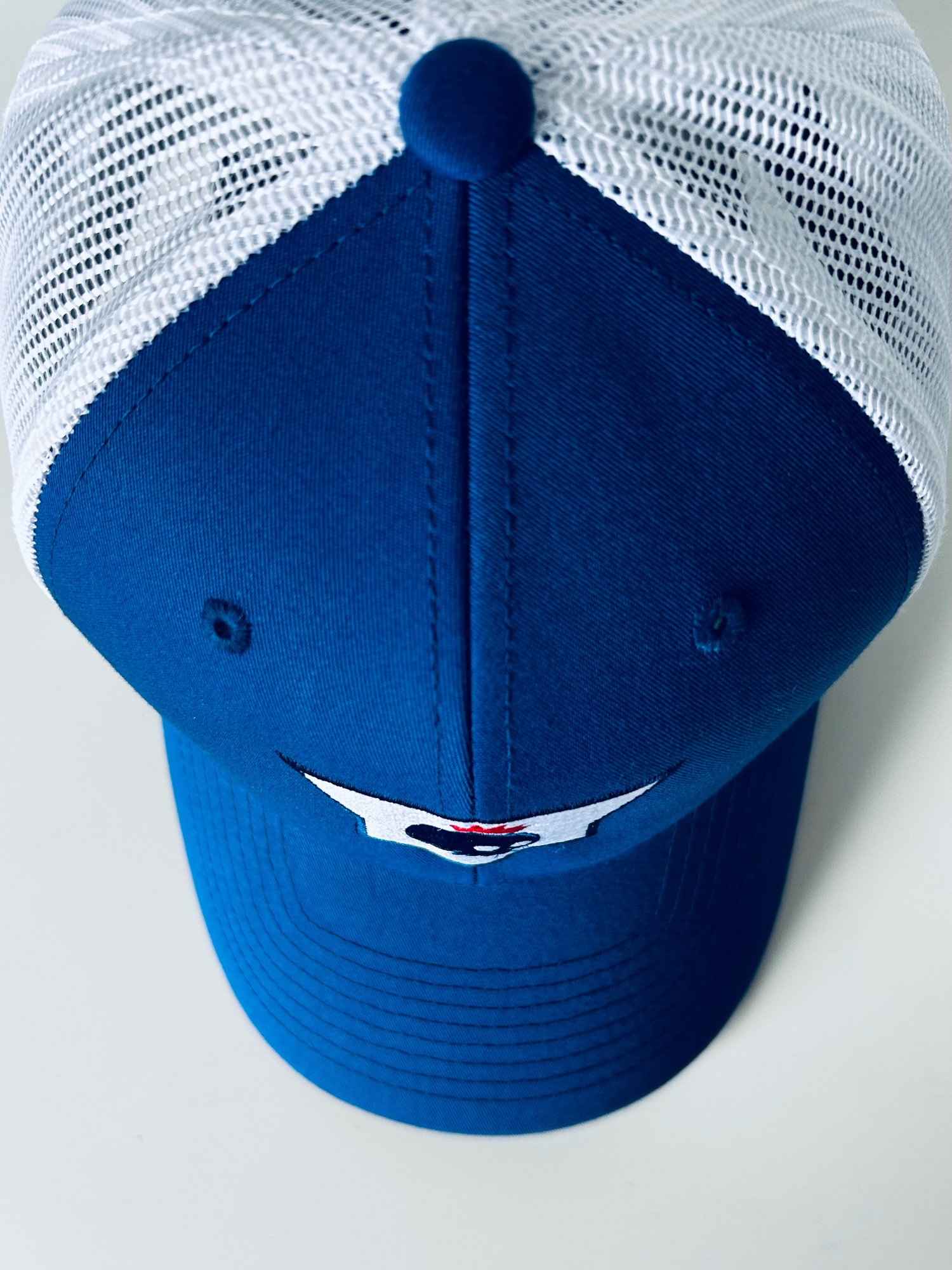 Image of Bony's Lucky Trucker Royal/White