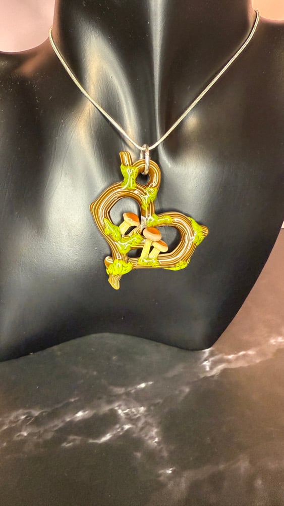 Image of Wooden Heart Frame Pendants