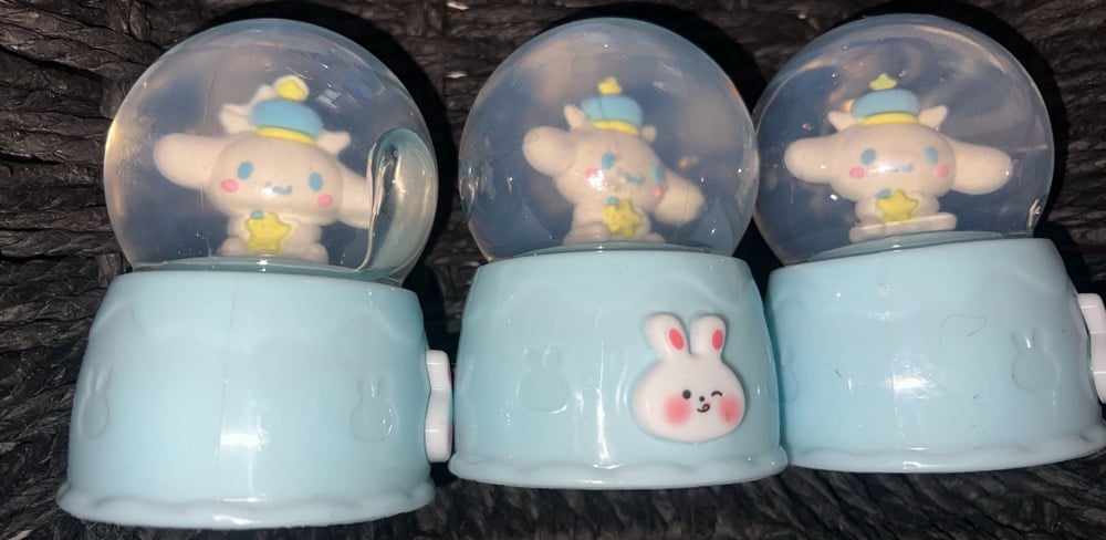 Image of Cinnamonroll Jumbo Snow Slime Globe 