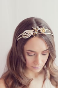 Image of Golden vintage rhinestone tiara - 026