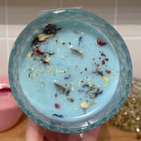 Image 2 of blueberry pancakes scented candle