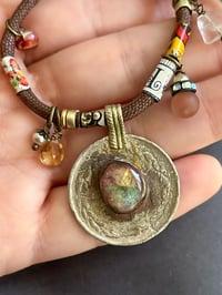 Image 3 of Kuchi Opal necklace (2)