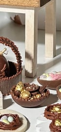 Chocolate eggs with candies 1:12 scale