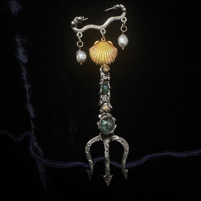 Siren Drop: amphitrite’s regal brooch