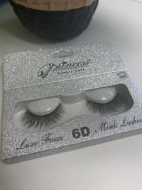 Image 4 of Princess 6D mink Eyelashes A07