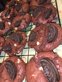 Image 5 of Red Velvet Oreo 