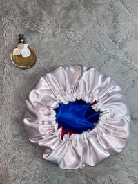 Image 1 of Championship Wave | Bonnet