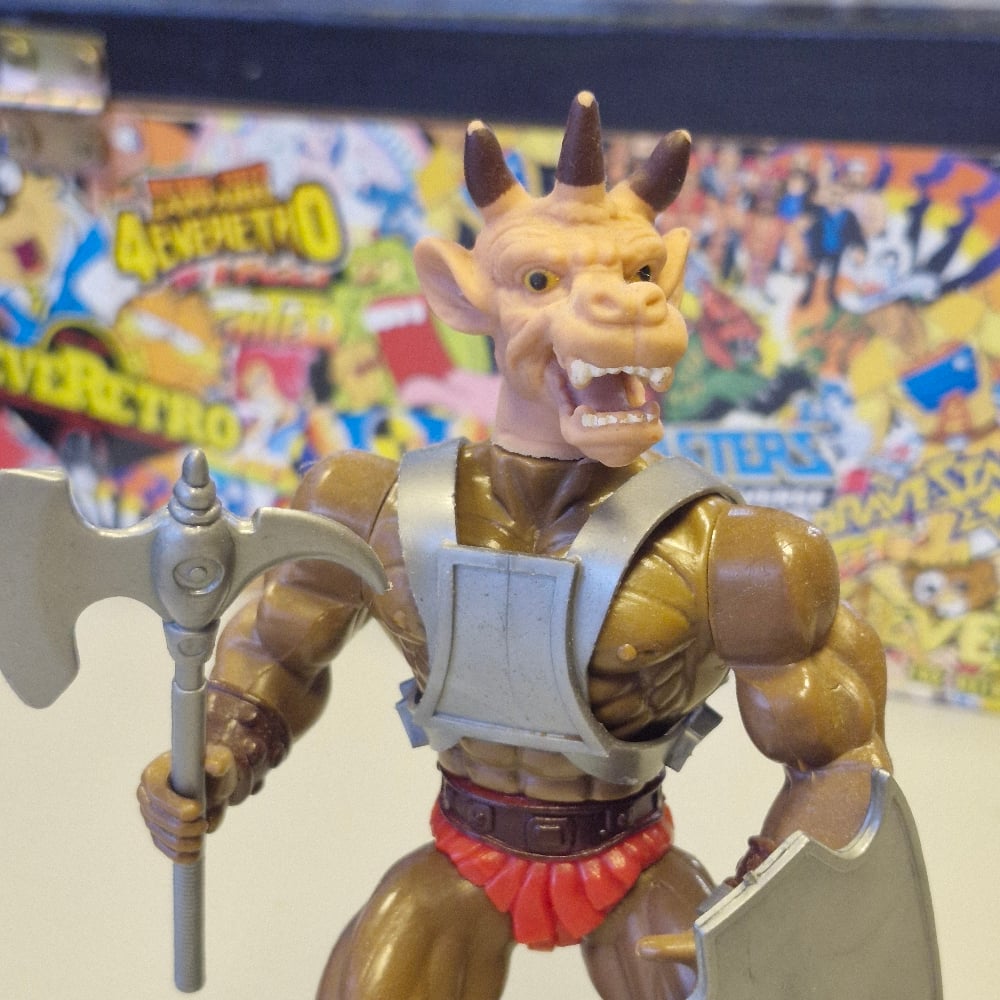 Image of Vintage Sungold Galaxy Warriors YGG Action Figure with Accessories