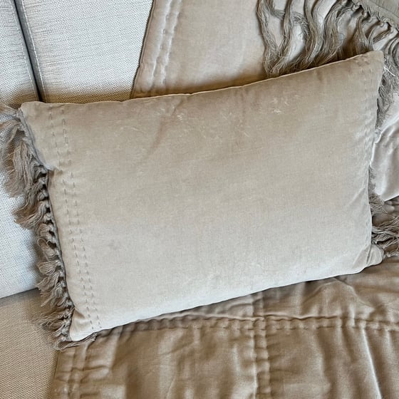 Image of -30% Coussin Boho Sable frangé en velours 35 x 50 cm 38.50€ au lieu de 55€