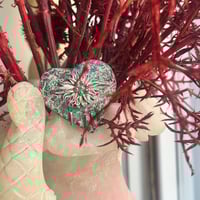 Image 2 of Broche « LAMBA »