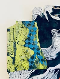 Image 4 of Green Crackers