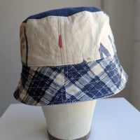 Image 6 of Reworked NY Reversible Bucket Hat 40s Quilt top L 23"