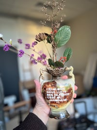 Image 4 of Vase en céramique avec un slogan