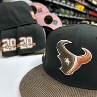 Image 3 of New Era 59Fifty Black/ Walnut/ Corduroy Visor / Pinky