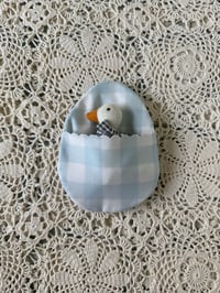 Image 3 of Egg 5