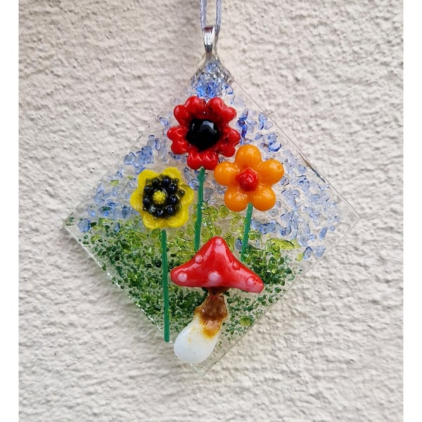 Image of Toadstool and Flower Hanger
