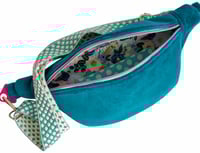 Image 2 of Vintage Velvet Crossbody Fannypack 01