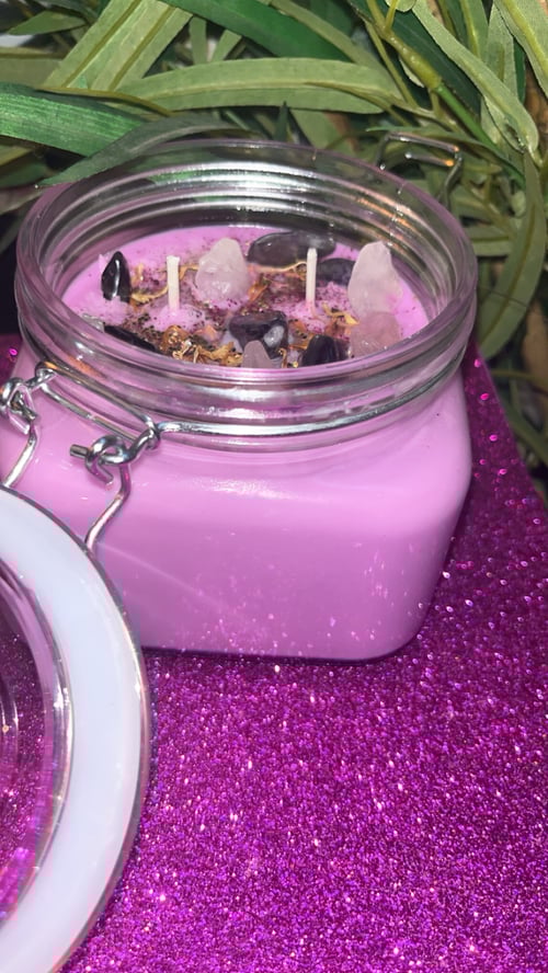 Image of Newly Close lid. “Queen Space” Candle  Soy wax. Natural.Organic🌱restocking soon‼️