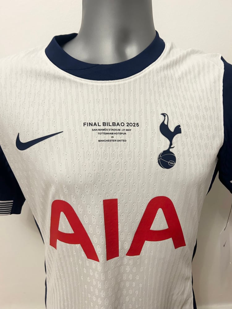 Image of PRE ORDER: Tottenham Hotspur “ROMERO 17” Vaporknit 2024/25 Home Europa Final Shirt (S)