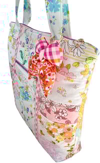 Image 3 of Double Zip Jumbo Tote Bag 09