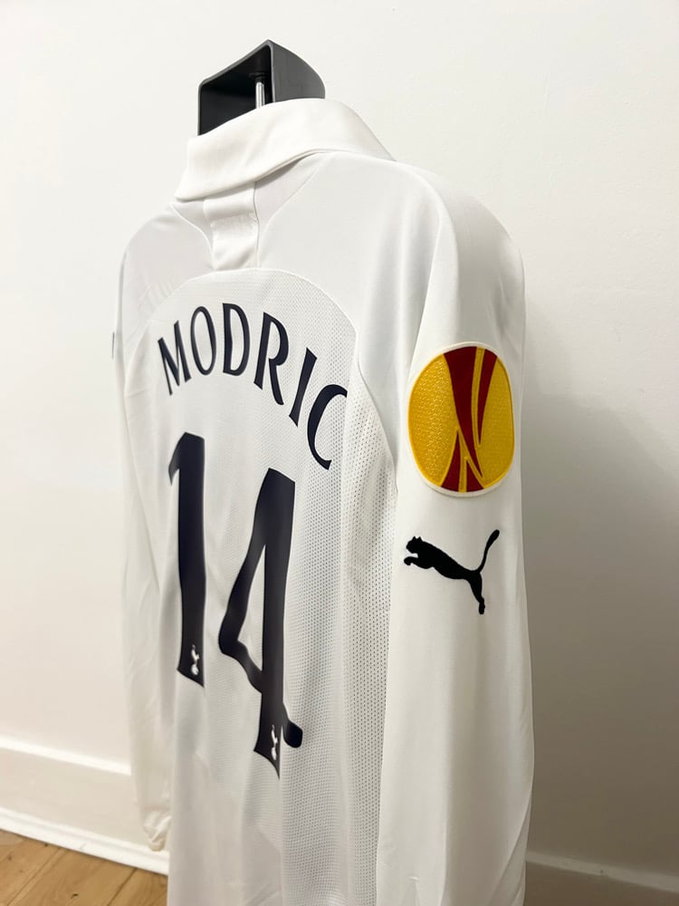 Image of Tottenham Hotspur “MODRIĆ 14” 2011/12 Match Issue Long Sleeve Home Shirt + Europa patches (XL)