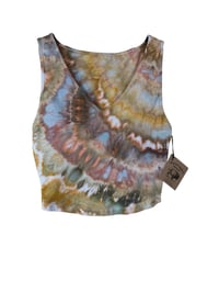 Image 2 of S Crop Fitted V Tank in Autumn Agate Ice Dye