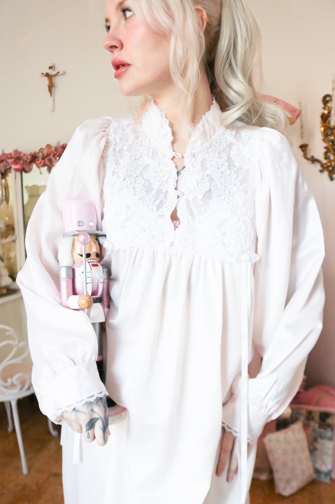 Image of 90s Barbizon Nutcracker Princess Pink Nightgown (Medium)