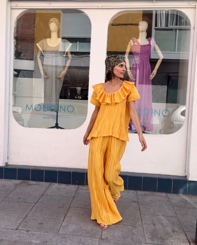 YELLOW PLEATED PANTS