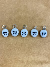 Image 1 of Tiny Happy Skull Charms - Platinum Lustre