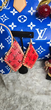 Image 3 of Blue Luv 2pc Speedy with red stretch bangle stack & Earrings