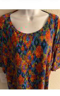 Image 7 of New XL Lula Roe Top #768*10