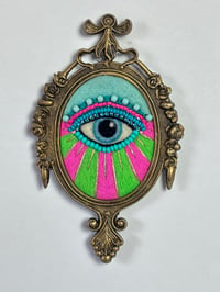 Image 3 of Mystic Eye - neon pink & green/mint green