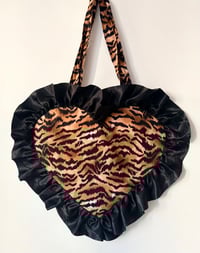 Image 3 of Tiger Babe Heart Bag 🖤 🐅
