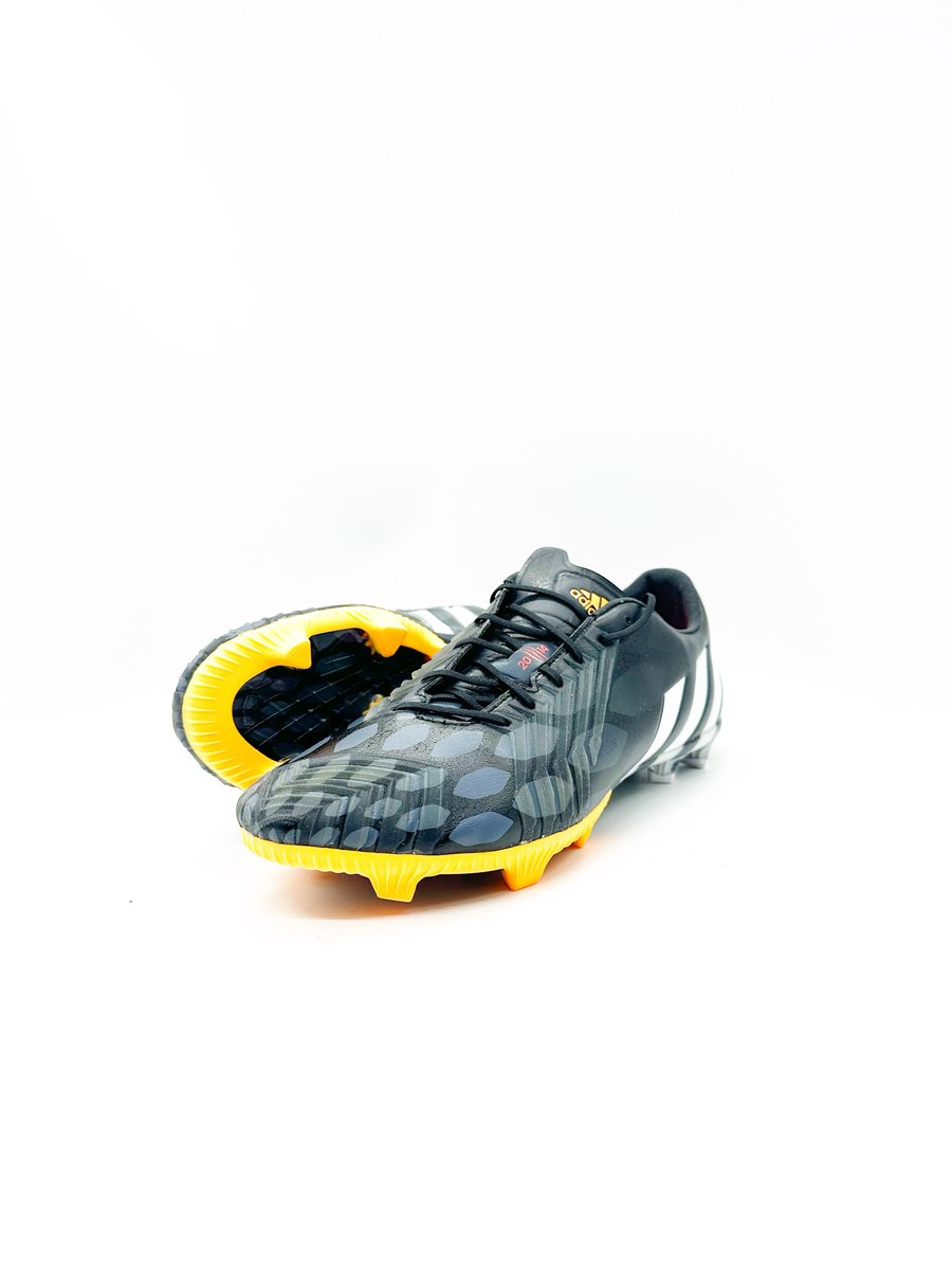 Image of Adidas Predator Instinct FG BLACK