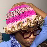 Image 2 of lipgloss on the blunt