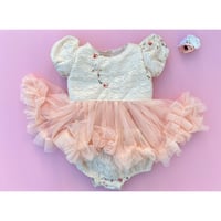 Soft tulle and lace set