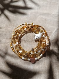 Image 2 of Bracelet 5 rangs Miel doré 