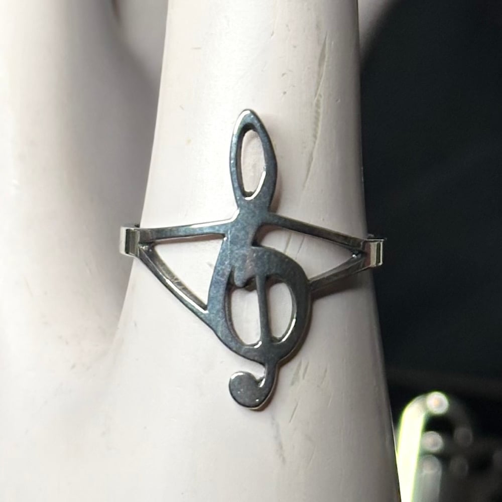 Image of symphony ring