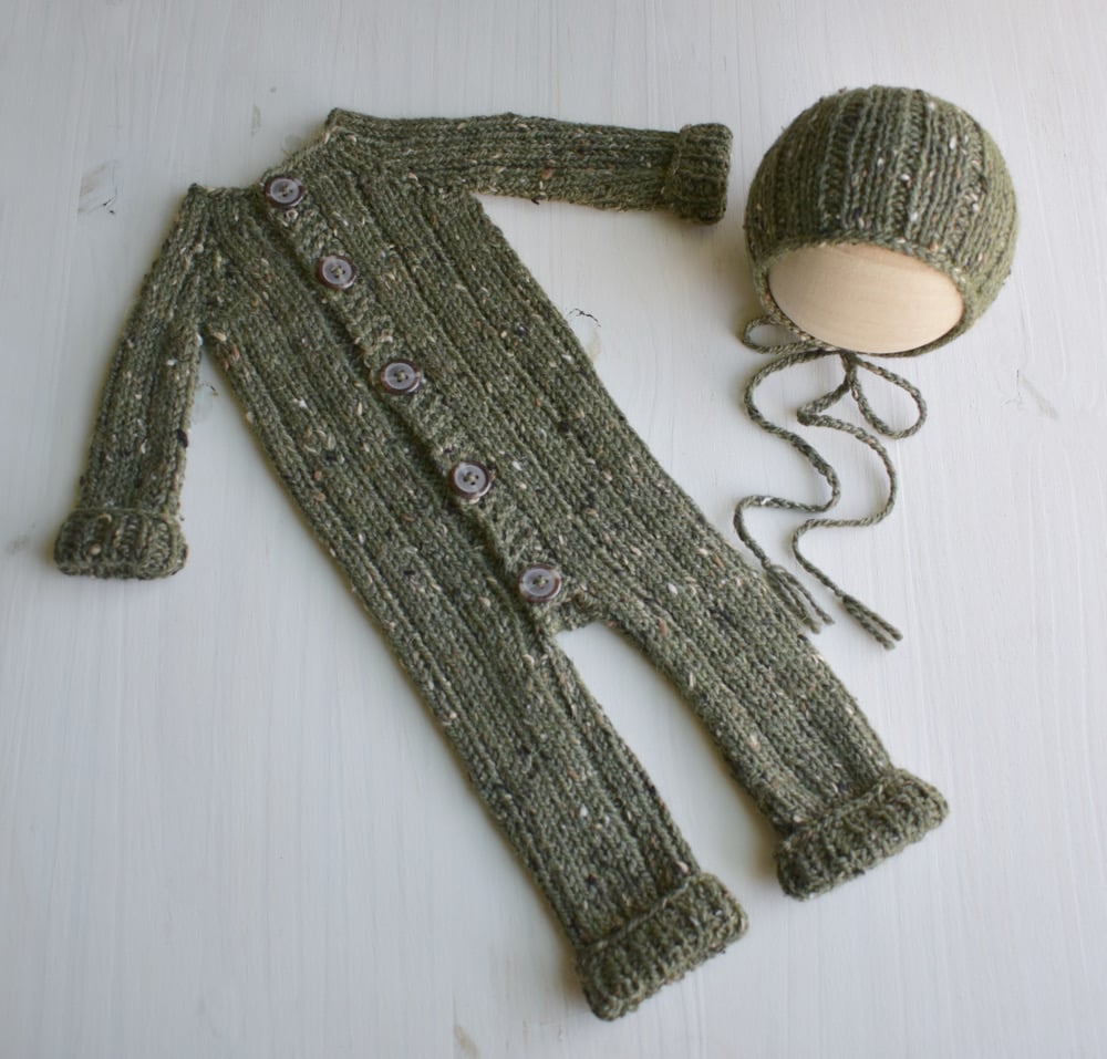 Image of Newborn Forest Tweed Ribbed Sleeper and Bonnet