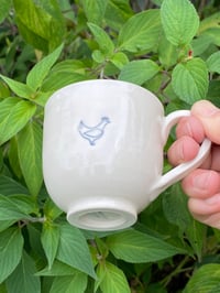 Image 3 of Hen small mug