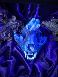 Image 5 of UV Luminescent, Blue Aura Quartz & Carborundum - Bobcat Skull.