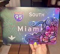 metal sign 