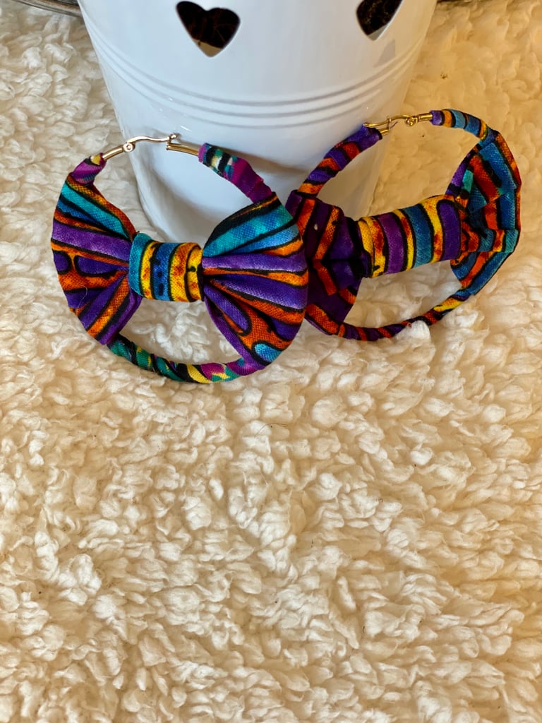 The RiNa Bowtie Loop Earrings Image 5